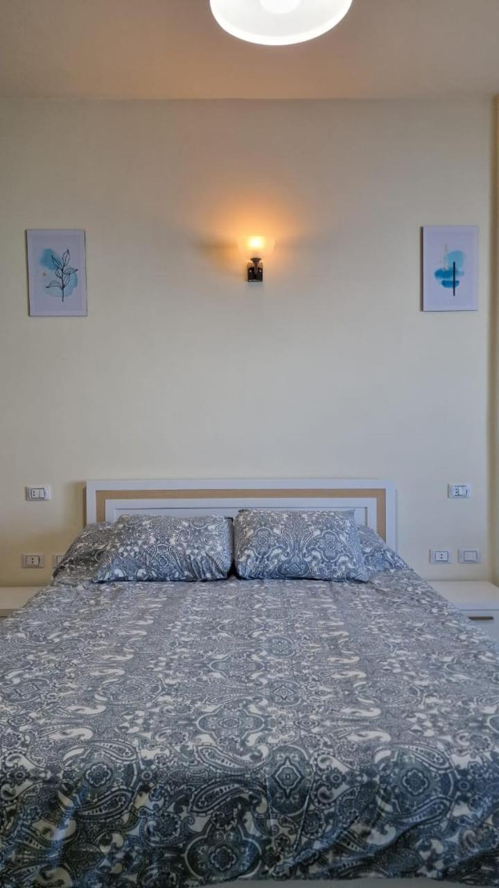 Daily Rent In With Pool And Sea View Apartament *